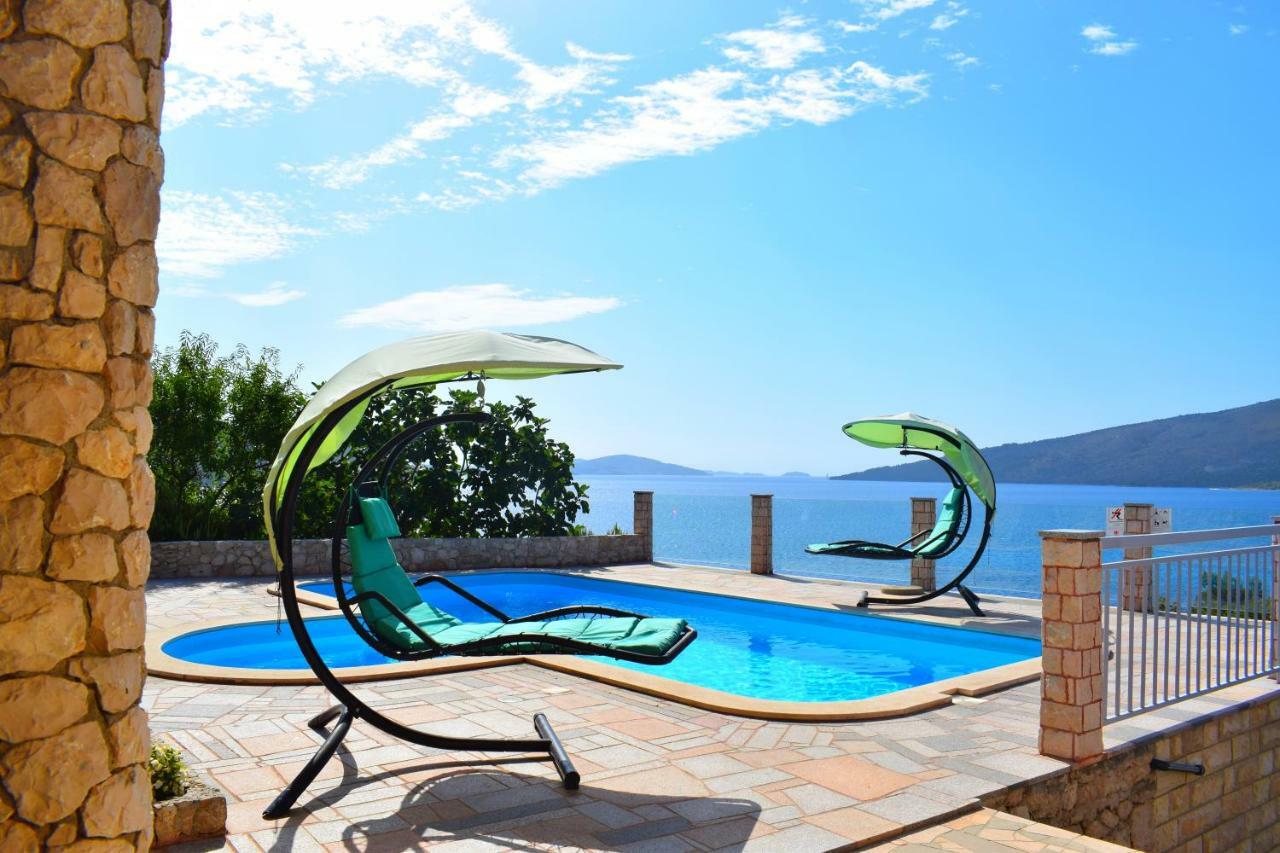 Seaside Villa Near Trogir - Poljica Marina Exterior photo