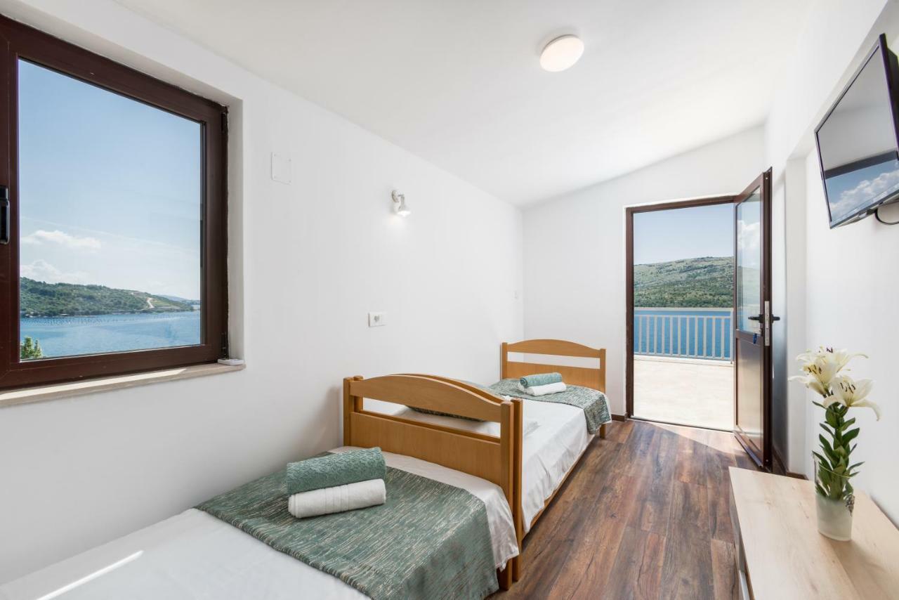 Seaside Villa Near Trogir - Poljica Marina Exterior photo